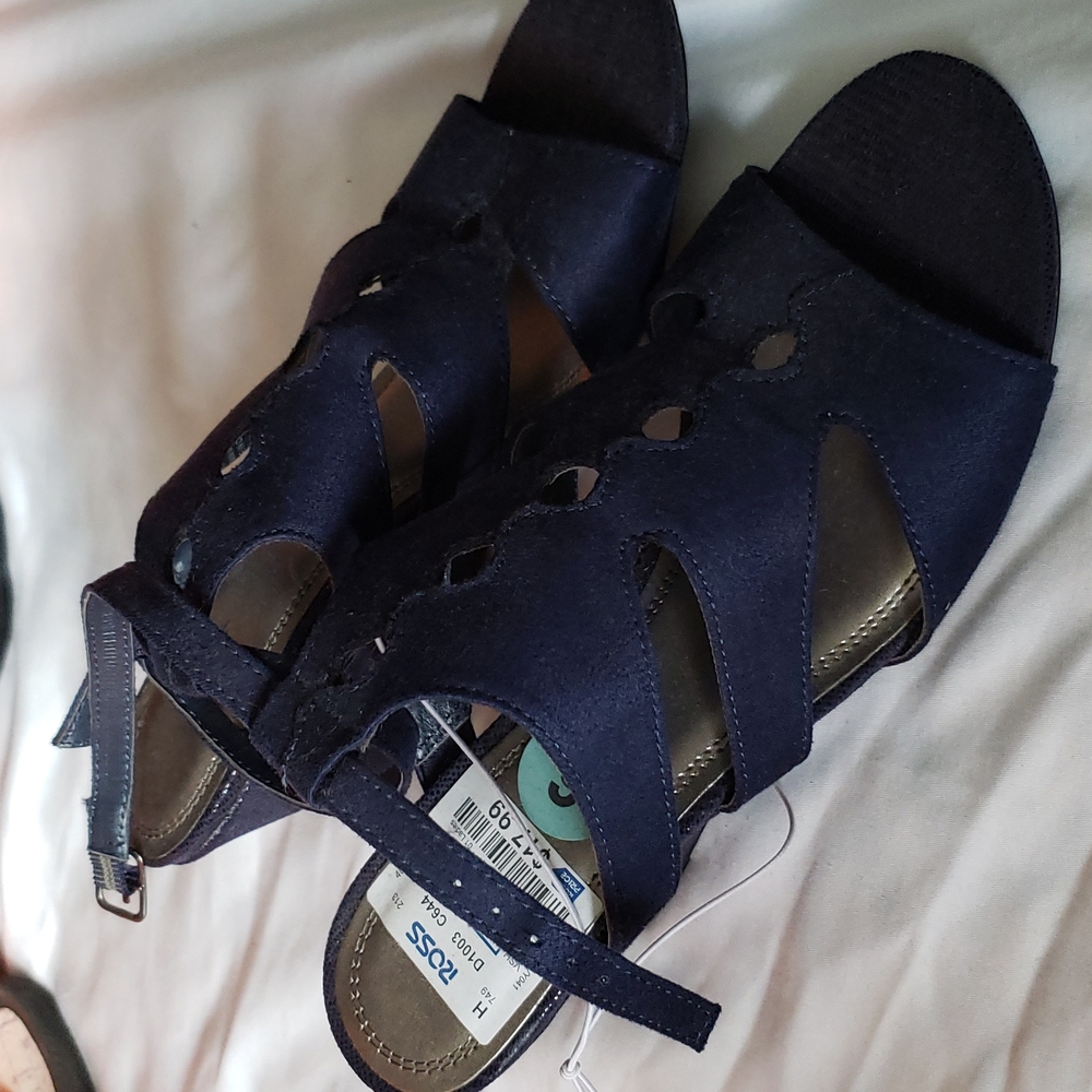 Women's dress shoes.